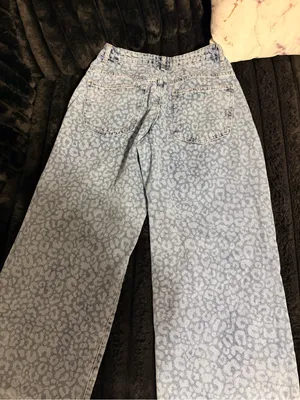 Nasty Gal Light Blue Leopard Wide-Leg Jeans thumbnail 9