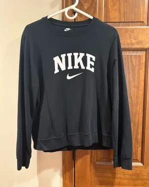 Nike Crewneck thumbnail 1