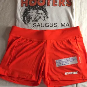 B37 #14 Hooters Girl Worn Tank and New Shorts from Saugus MA Size XS/XS-A thumbnail 2