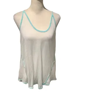 Elegant White Tank Top with Aqua Accents thumbnail 4