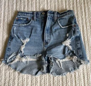 Abercrombie and Fitch high rise light wash mom shorts size 25 thumbnail 1