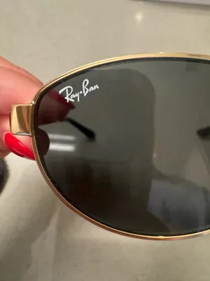 Ray-Ban Sunglasses thumbnail 3