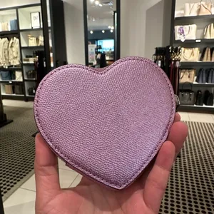 NWT Coach Heart‎ Coin Case thumbnail 2