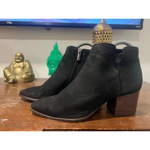 Lucky Brand Black Suede Western Ankle Boots Block Heel Women’s Size 7 thumbnail 4