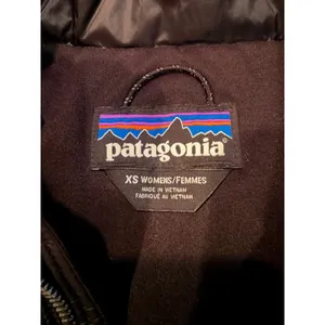 Patagonia Diamond Quilted Bomber Jacket Womens XS Black Full Zip STY28106 FA19 thumbnail 13