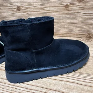 Black Ankle Boots Women Sz 6 Faux Suede Memory Foam Lined Winter Snow Warm‎ Zip thumbnail 7