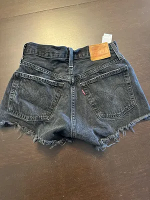 Black Levi’s Shorts thumbnail 2