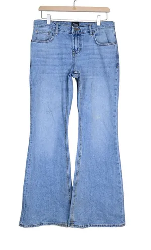 BDG Women's 29 Mid Rise Frayed Hem Flare Jean thumbnail 1