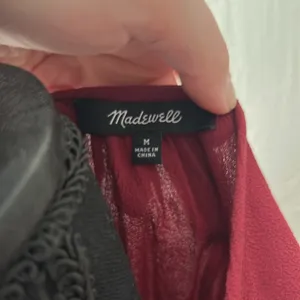 Madewell Red Burgundy Pleated Sleeveless Blouse w/ Keyhole Detail thumbnail 2