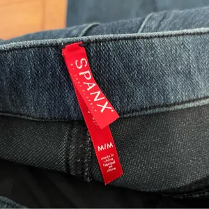Spanx Pull On Skinny Jeans thumbnail 5