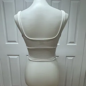 Aritzia Wilfred Free - Orbit Tank - White Crop Top -‎ Size XS. thumbnail 6