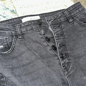 KanCan Women's black High Rise Jeans size 9/28 thumbnail 3