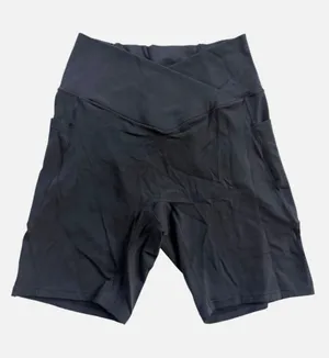 Size M Halara Crossover Yoga Biker Shorts thumbnail 1