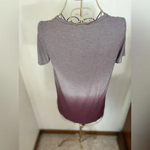 American Eagle Outfitters Crisscross V-Neck Ombre Stripe Tee Size XS thumbnail 9
