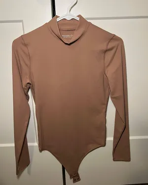 Abercrombie Turtleneck thumbnail 1