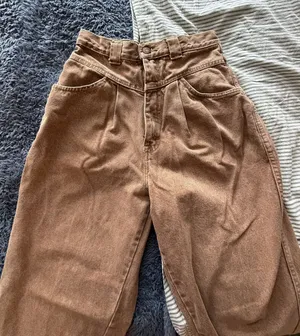 Vintage barrel leg tan jeans thumbnail 1