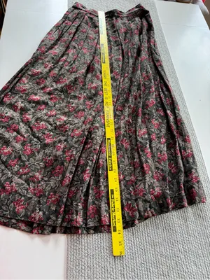 Vintage Susan Bristol Floral Pleated Maxi Skirt in Olive and Berry Size 8 thumbnail 7