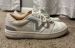 Vans sneakers  thumbnail 1