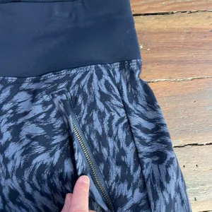 Athleta Trekkie North Printed Lynx Smooth Top Pull On Athletic Shorts Sz 12 💚🎀 thumbnail 12