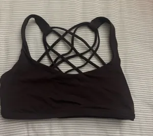 Lululemon Free To Be Bra thumbnail 1