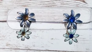 Vintage Clip On Earrings - Flower Duo - Missing Gems thumbnail 1