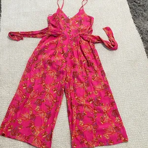 Free People Vibrant Pink Floral Jumpsuit Size 2 100% Viscose thumbnail 15