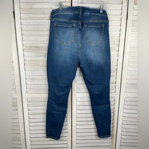 TORRID Premium Denim High Rise Curvy Lightly Distressed Stretch Jeans-14R thumbnail 2