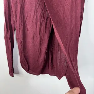 Wilfred Burgundy Crossover Back Long Sleeve Shirt Size‎ Small thumbnail 3