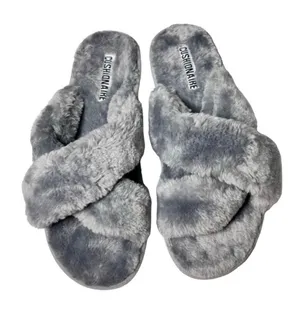 Cushionaire Women's Gray Faux Fur Style Slippers Sz 8 thumbnail 1