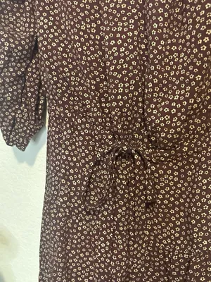Paige of shoulder Long Sleeve Floral Mini Dress in dark purple thumbnail 4