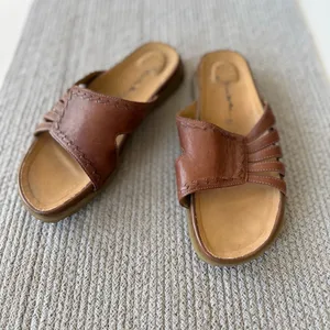 Vintage 90s Thom McAn Brown Leather Lug Sole Slides Sandals Size 7.5 thumbnail 9