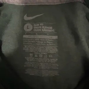 Nike Oregon Green Velvet Flocked Logo Tee thumbnail 8