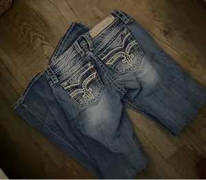 Rock Revival Jeans thumbnail 1