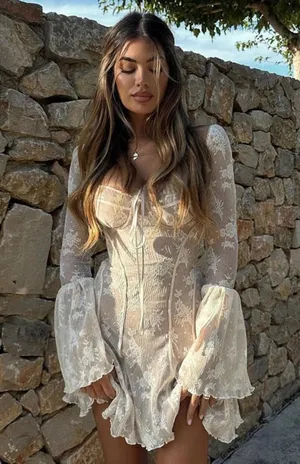 NWOT House of cb ANALISSA Vintage Cream Lace Corset Dress in long. Size Large+ thumbnail 11