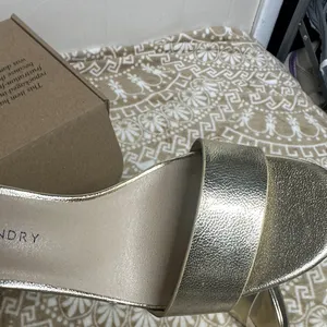 Chinese Laundry Gold Ankle Strap Heels thumbnail 6