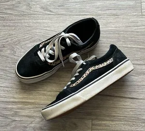 Cheetah Print Stripe Black and White Vans Size 5 thumbnail 1