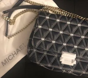 Michael Kors Purse thumbnail 2