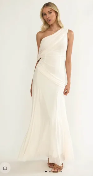 Selfie Leslie Bridal dress thumbnail 1