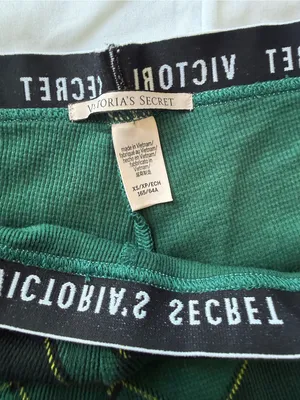 Victoria's Secret Green Argyle PJ Set with Black Trim thumbnail 6