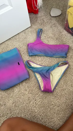 Triangl Bikini Set thumbnail 4