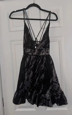 Urban Outfitters XS star embroidered strappy flowy mini dress thumbnail 2