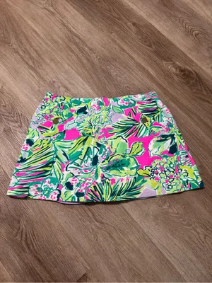 Lilly Pulitzer Madison Skort Early Bloomer Medium Tropical Pink Green thumbnail 2