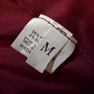 NWT MakeMeChic Burgundy Sequin Mini Skirt Low Rise Bodycon Glitter Medium thumbnail 7