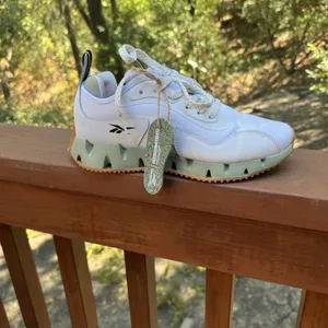 New Reebok Women's Zig Dynamica 4‎ Running Shoes White/Green 30106WWKV Size 8 thumbnail 9