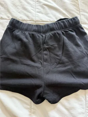 Old Navy High-Rise Shorts thumbnail 3