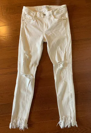 ZARA Frayed Bottom Jeans thumbnail 1