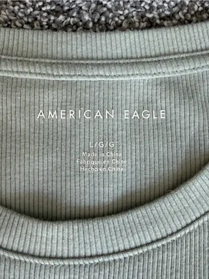 American Eagle Women’s L Sage Green Ribbed Cropped Tank Top Soft Stretch thumbnail 3