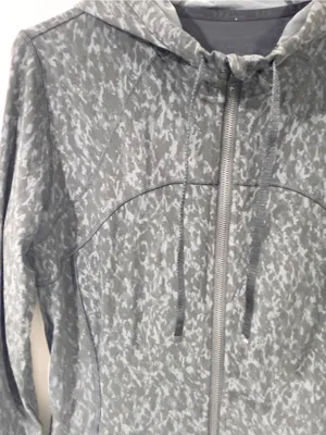 Lululemon Hooded Define Jacket Nulu Leopard Camo Deep Coal Multi Size 10 thumbnail 2