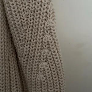 Andrea Jovine Cream Knit Cardigan thumbnail 8