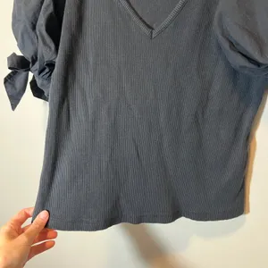 Maeve Anthropologie Black Ribbed Puff Sleeve V-Neck Tie Cuff Top Small Petite thumbnail 5